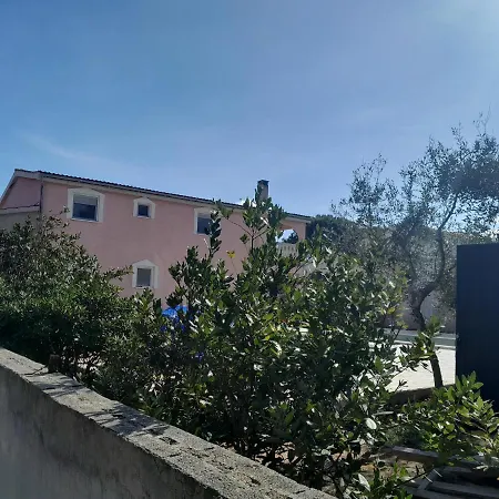 Apartman Caliente B