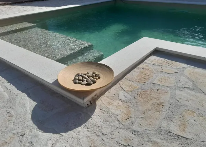 Apartman Caliente B *